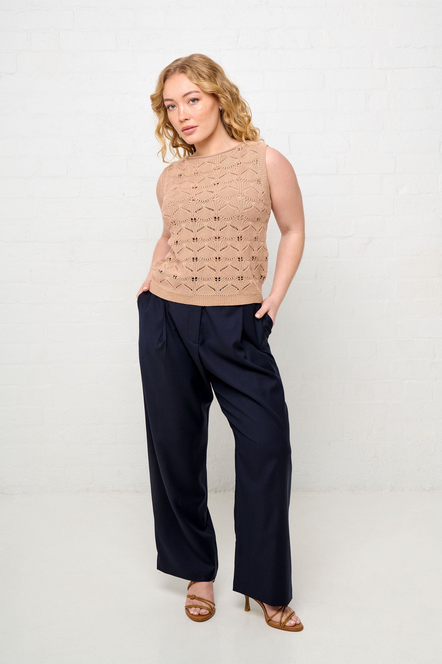 ELISE CROCHET KNIT VEST